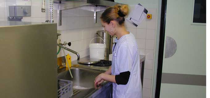 Assistant Technique En Milieux Familial Et Collectif Salaire